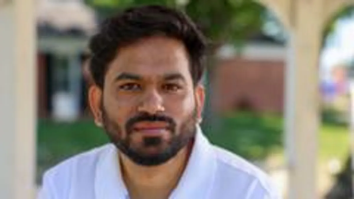 Abhijeet Dipke and the Cockroach Protests That Forced a Minister's Resignation