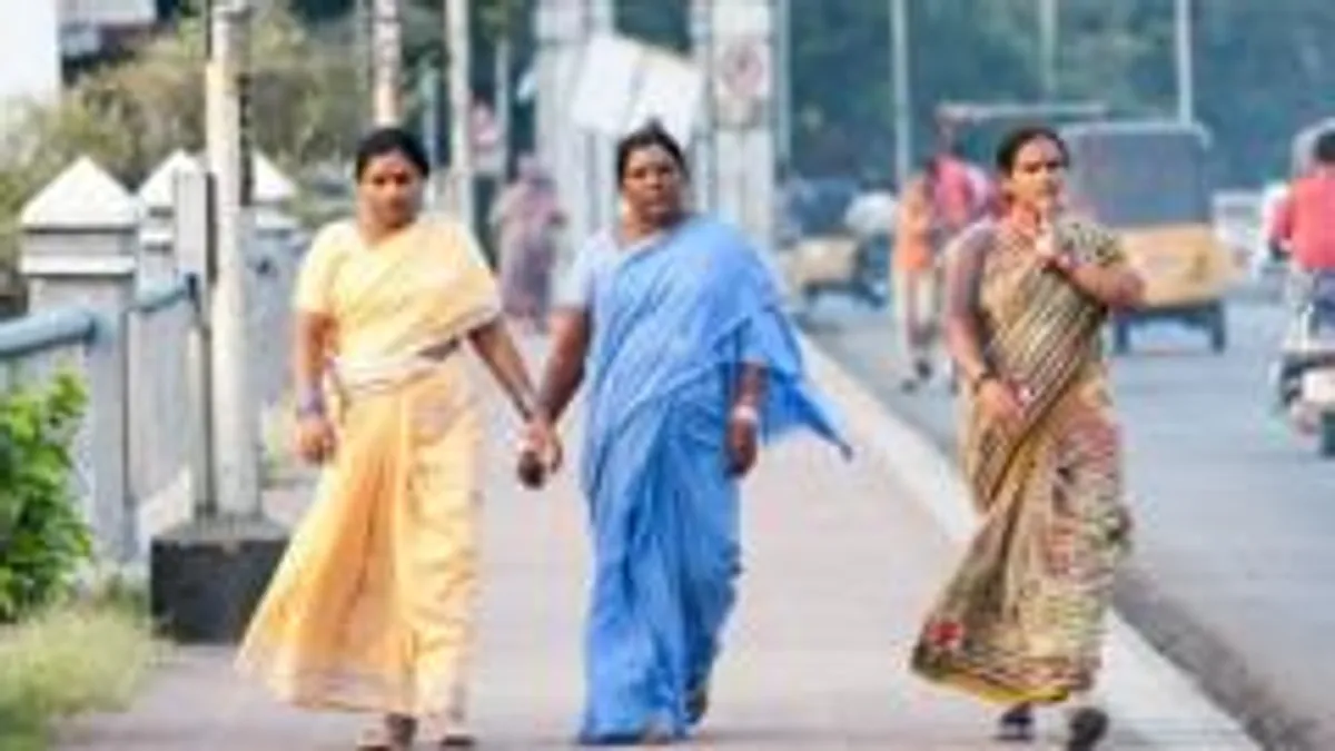 భారతీయ నగరాలలో కాలినడకన వెళ్లేవారి హక్కులు: ఒక విశ్లేషణ