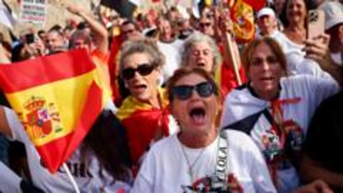 Ceuta migrant crisis protests: Spain opposition rallies against Sánchez government