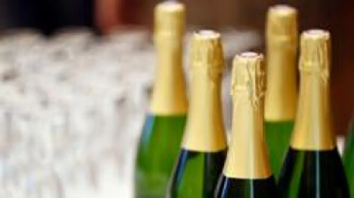 Champagne producers get temporary 15% alcohol limit for 2026