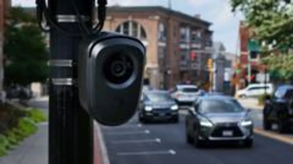 Flock Safety cameras: US expansion, vandalism and privacy concerns 2026