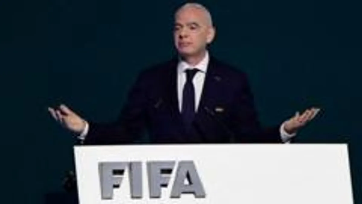 ఇన్ఫాంటినో వ్యతిరేకులు FIFAతో 'సహకరించమని' బెదిరిస్తున్నారు: నివేదికలు