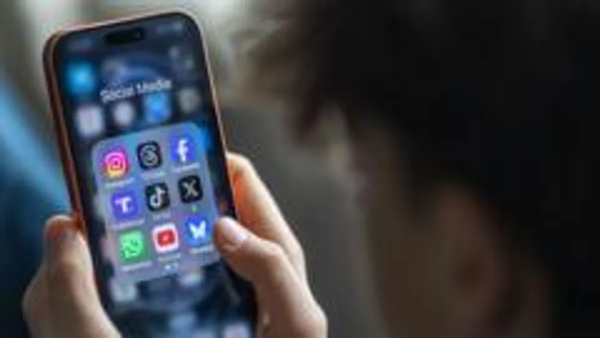 New Zealand Proposes Social Media Ban for Children Under 16 Amid Political Uncertainty